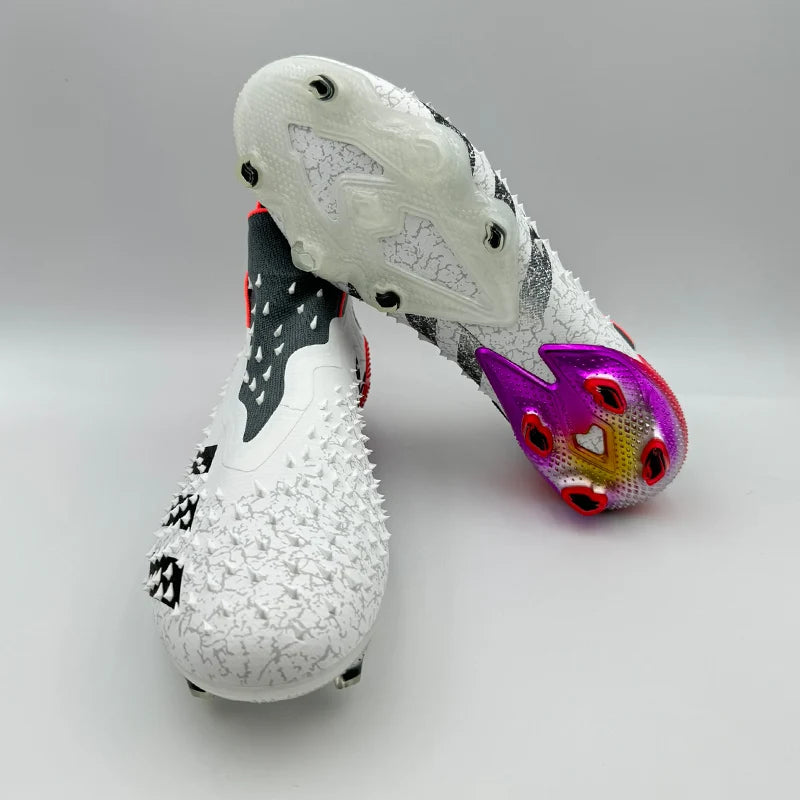 MEN'S FOOTBALL CLEATS